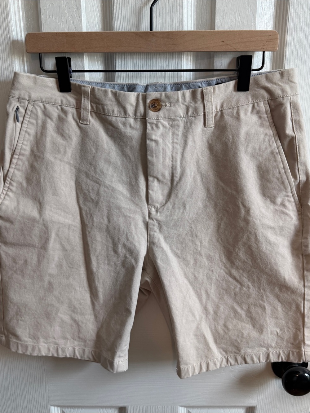 Bonobos Light Stone Flat-Front Shorts